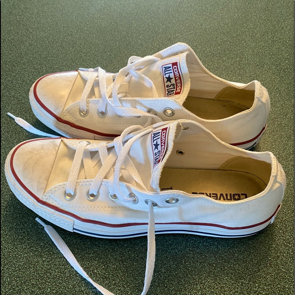 Women’s sneakers